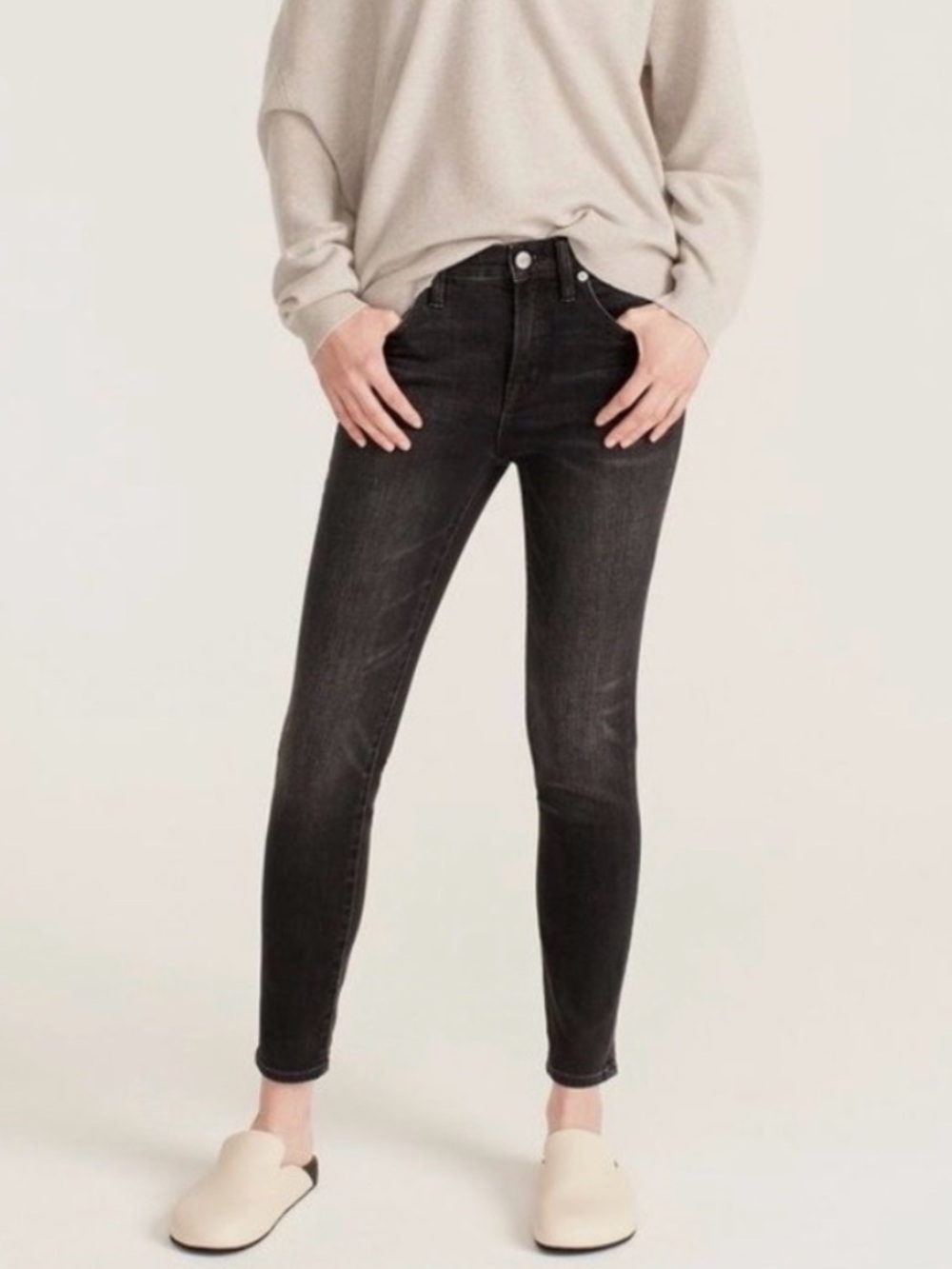 J Crew Toothpick Jeans Size 27, grey